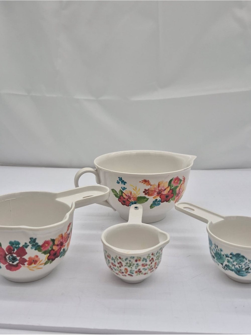 Pioneer Woman Floral Melamine 2 Cup Mini Batter Bowl & Nesting Measuring Cups